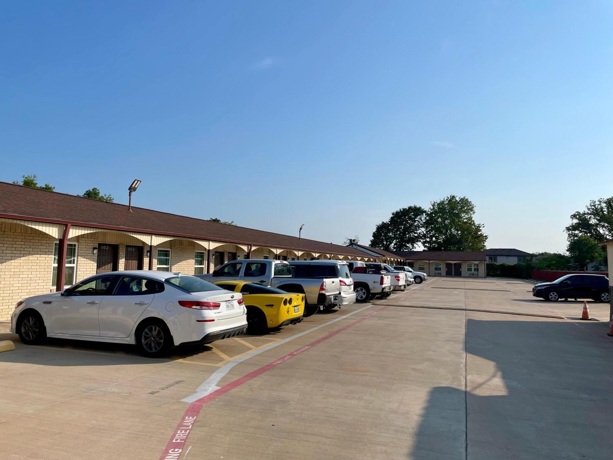 Ankur Inn Motel Dallas Luaran gambar